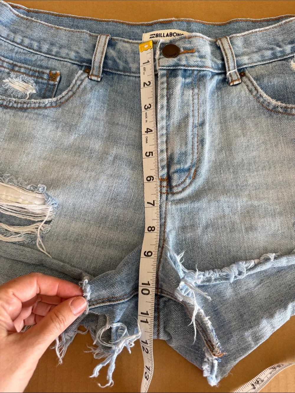 BILLABONG Distressed Denim Shorts size 29